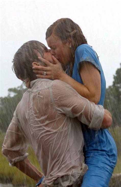 Besos Que Han Hecho Historia Movie Kisses Kissing In The Rain Good