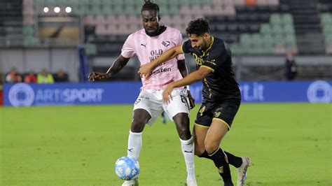 Palermo Lesione Alla Gamba Destra Per Coulibaly Il Centrocampista