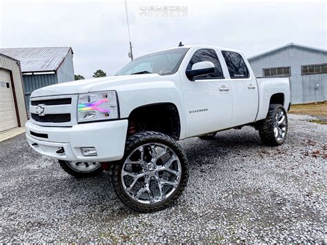 Chevrolet Silverado With X Strada Replicas Gm