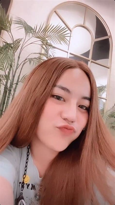 Hot Sexy Syella Isk Bikini Pics