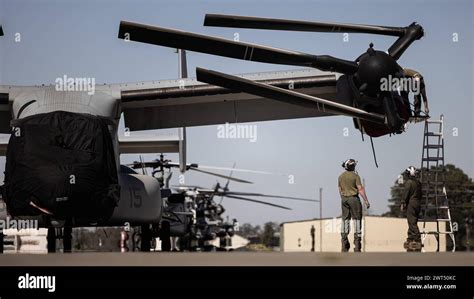 U S Marines With Marine Medium Tiltrotor Squadron Reinforced