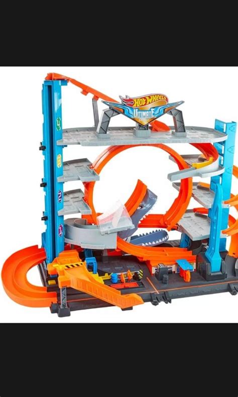 Hot Wheels City Ultimate Parking Garage Hobbies Toys Toys Games On Carousell