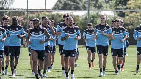 Nós Descobrimos Tudo Que Aconteceu No Treino Do Grêmio Confira