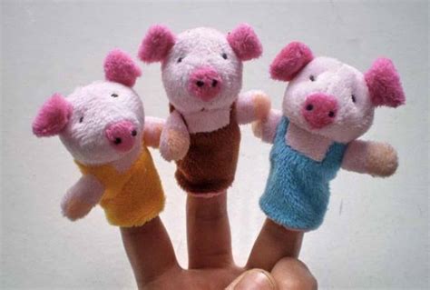 3 Little Pigs Finger Puppets (set of 8) - Squoodles Ltd