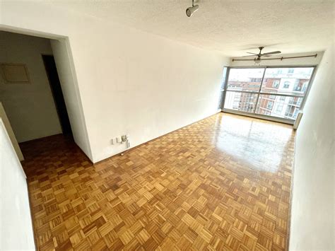 Alquiler Apartamento Al Frente Con 3 Dormitorios Y Garage En Tres