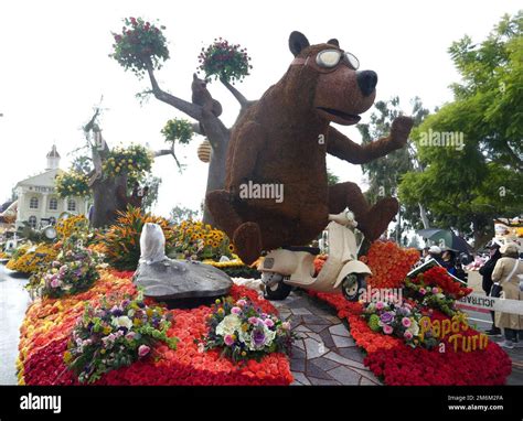 Pasadena, California, USA 3rd January 2023 Rose Parade Floats on display at Floatfest for Rose ...