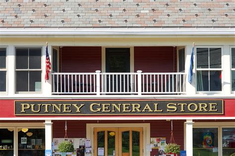 12 Vermont General Stores Worth Visiting