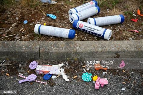 Nitrous Oxide Canisters Photos and Premium High Res Pictures - Getty Images