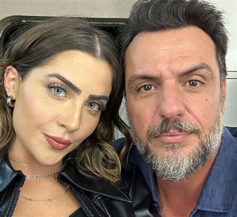 Jade Picon E Rodrigo Lombardi Posam Juntos A Cara Do Pai Gq Gq