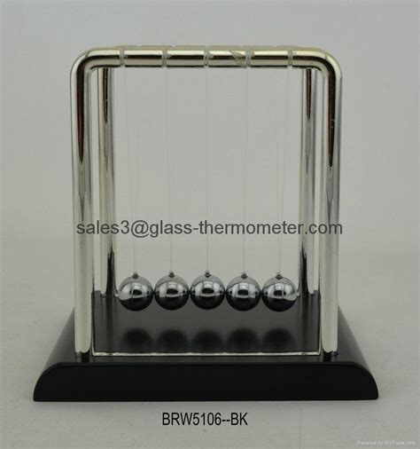 Stainless Steel Cradle Metal Balance Ball Newton Pendulum BRW5016