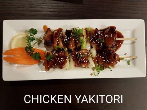 Yakitori (2 chicken skewers)