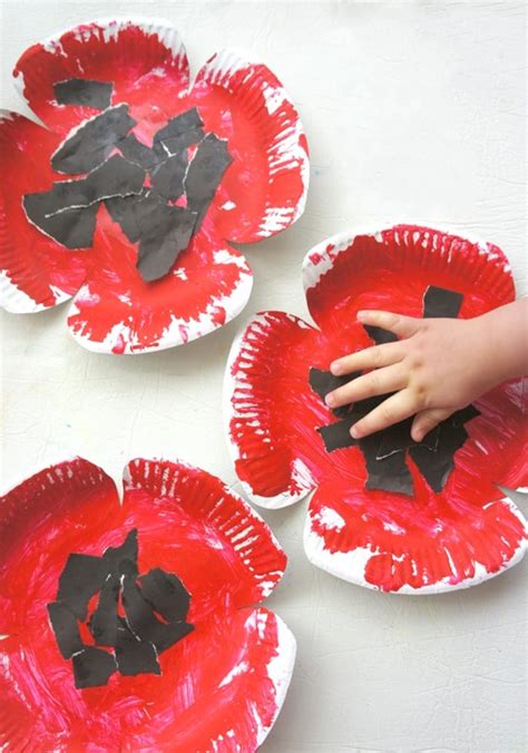 Lovely 19 Bright, Bold & Easy Poppy Crafts | Kids Activities Blog