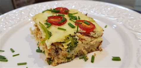 Torta de Frango LOW CARB deliciosa massa de couve flor Metida á