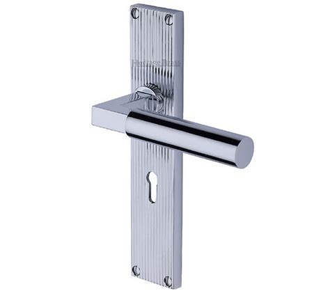 Heritage Brass Bauhaus Reeded Door Handles On Backplate Polished Chrome Rr7300 Pc Sold In Pairs