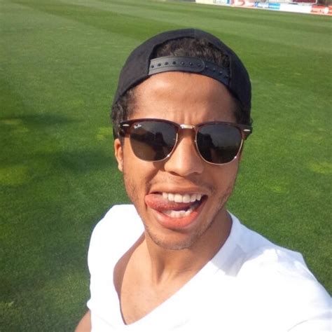 Giovani Dos Santos And Belinda Get Into Twitter Argument After She