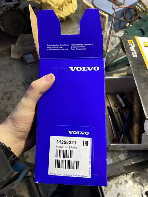 2. ШРУСы кардана и замена пыльника на приводе — Volvo S60 (1G), 2,5 л ...
