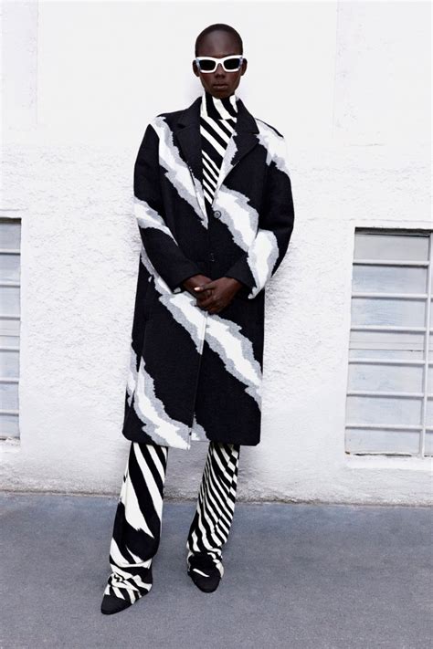 米索尼 Missoni 2023早秋系列Lookbook(Pre-Fall 2023)-天天时装-口袋里的时尚指南