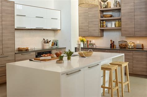 Кухни ikea интерьер. 11 примеров маленьких кухонь с гарнитуром из IKEA