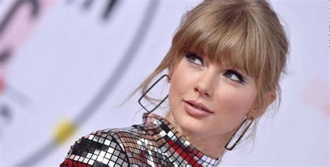 Taylor Swift Makes Huge Donation To LGBTQ Rights Organization