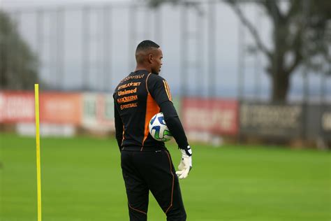 Pen Ltimo Treino Antes De Viajar Ao Rio Sport Club Internacional