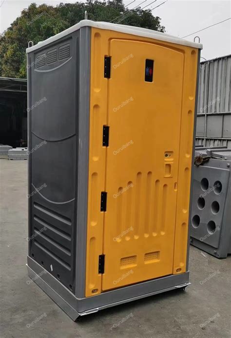 China Hdpe Plastic Movable Portable Mobile Toilet Porta Potty Shower