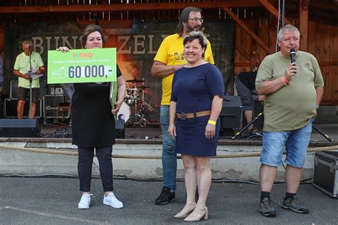 Festival Bundy Zelen V Z Dve Ic Ch Pomohl Zl Nsk Onkologii Stkou