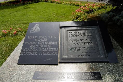 Placa De La Casa Del Nacimiento De Madre Teresa Skopje Macedonia