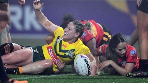 Australia vs New Zealand in the Women's Rugby League World Cup final