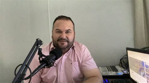 Pastor Haroldo Ribeiro está transmitindo ao vivo YouTube