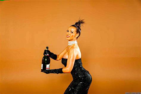Nikki Benz Break The Internet Porn Pic