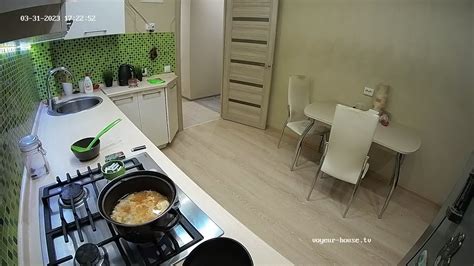 Watch Naked Girl Alida Naked Dinner Mar31 23 Naked People With Evelyn Lippo In Kitchen The