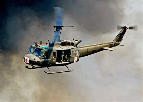🔥 [40+] Vietnam Huey Wallpapers | WallpaperSafari