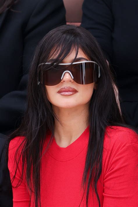 Kylie Jenner Sensational Curves Boobs Paris Fashion Week Hot Celebs Home