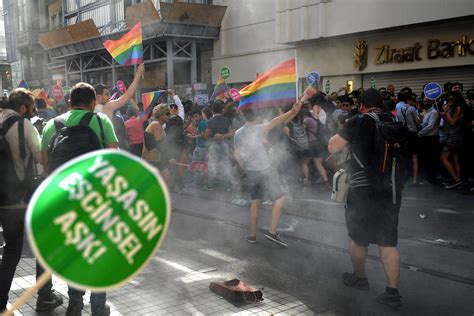 Turkish Police Use Water Canon Tear Gas To Disperse Istanbul Gay Pride