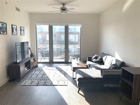 Our new living space, Houston, TX : r/AmateurRoomPorn