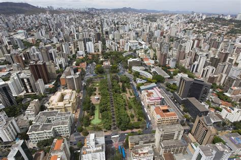 Descontra O Trabalho E Belas Paisagens Fazem Parte Da Cidade De Belo