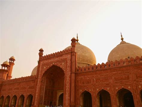 Badshahi Mosque The Last Great Mughal Masjid