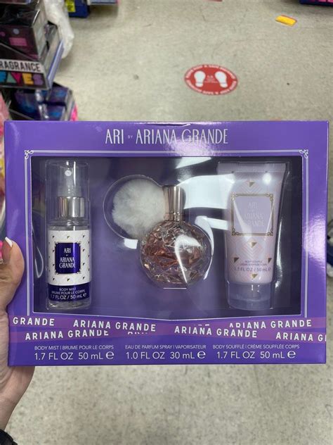 [PRE-ORDER] Ariana Grande Perfume Set, Beauty & Personal Care ...