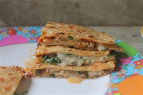 Cheesy Chicken & Spinach Quesadillas - Leftover Chicken Recipes