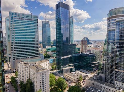 Rynek Nieruchomo Ci Komercyjnych W Polsce Przed Nowymi Wyzwaniami W