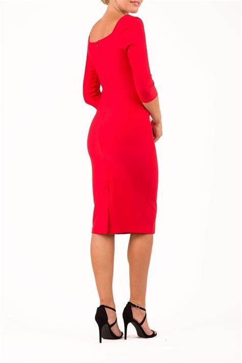 The Timeless Pencil Dress Style Has Been Given A Flattering Feminine