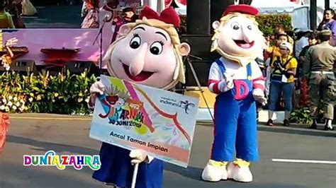 Parade Badut Dufan Di Ulang Tahun Jakarta Youtube