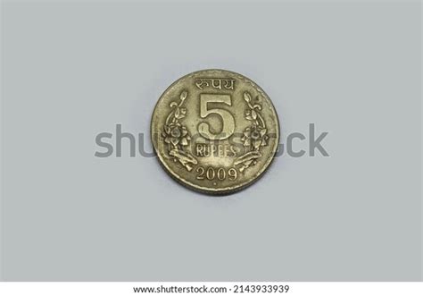 5 Rupees Coin: Over 2,064 Royalty-Free Licensable Stock Photos ...