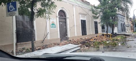 Corrientes Fuerte Temporal Provoca Destrozos Y Deja Sin Energ A