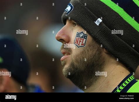 Nfl Game Face Paint Hi Res Stock Photography And Images Alamy