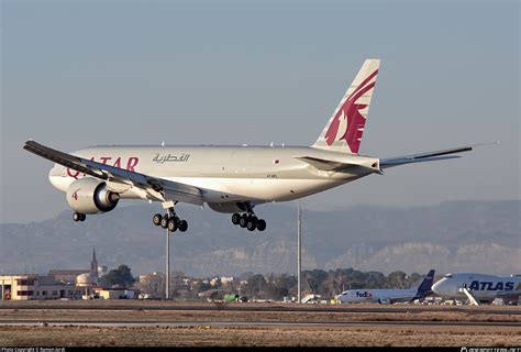 A7 Bfl Qatar Airways Cargo Boeing 777 Fdz Photo By Ramon Jordi Id 1054653