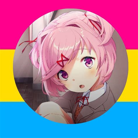 𖥻「🍰」 ֹ᩿ 𝅄 Natsuki Icon Pansexual Flag ꒦꒷꒦꒷ Ícones Fofos Doki Doki Anime Imagens Aleatórias