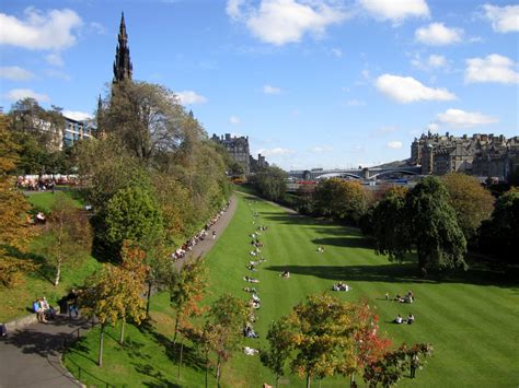 Edinburgh - During the Best Weather Ever - Adventurous Kate