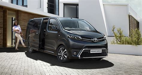 Llega El Nuevo Toyota ProAce Verso VIP Para Clientes Exigentes