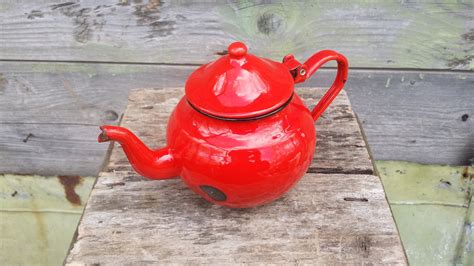 Vintage Enamel Red Teapot Enamelware Teapot Decorative Etsy